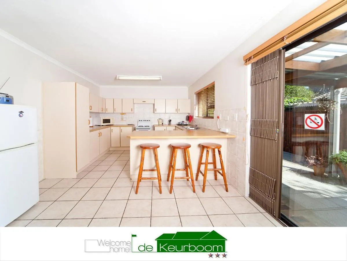 De Keurboom Guesthouse Kuils River